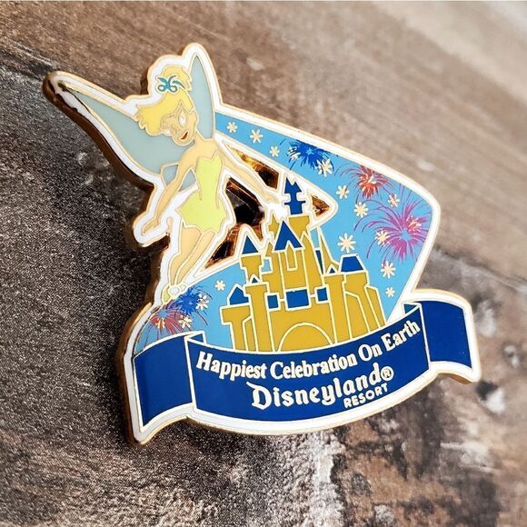 Disneyland Resort 2005 Disney Parks Tinkerbell Pin - Picture 1 of 7
